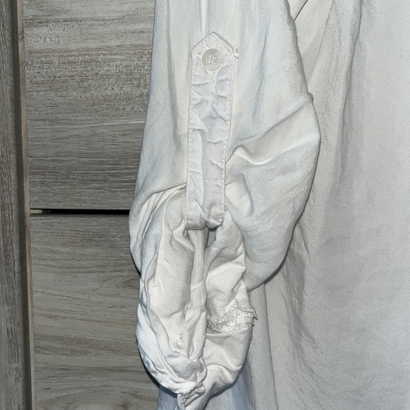 Velvet Heart Long Sleeve Button Down - Picture 5 of 6